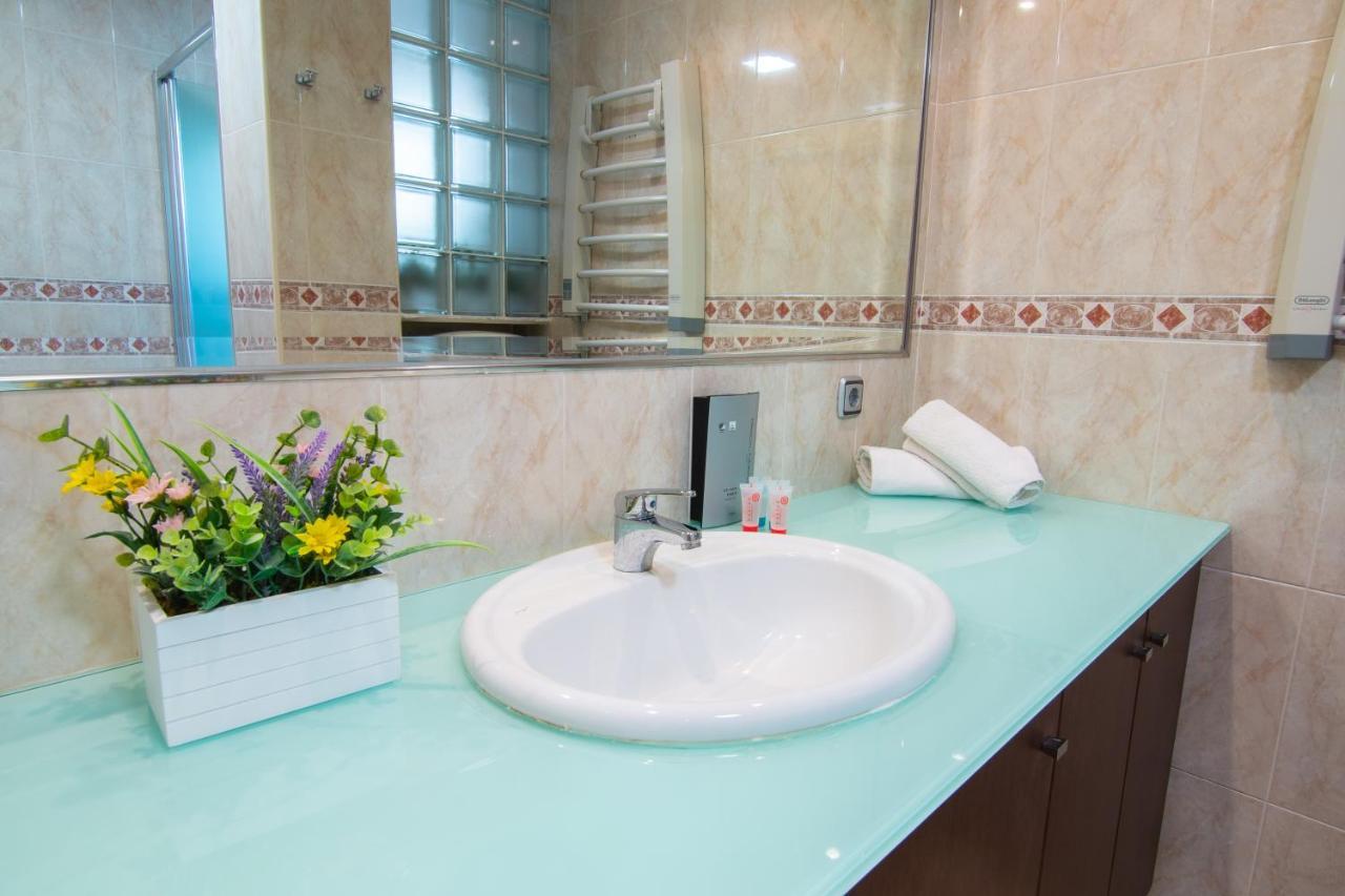 Ibericabeds Centro Gracia Apartment Granada Luaran gambar